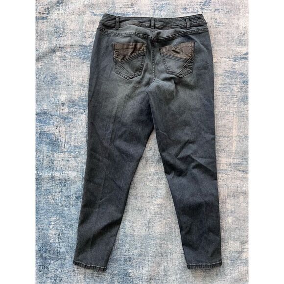 Lane Bryant Skinny Genius Fit Moto Jeans Size 14 - Picture 2 of 5